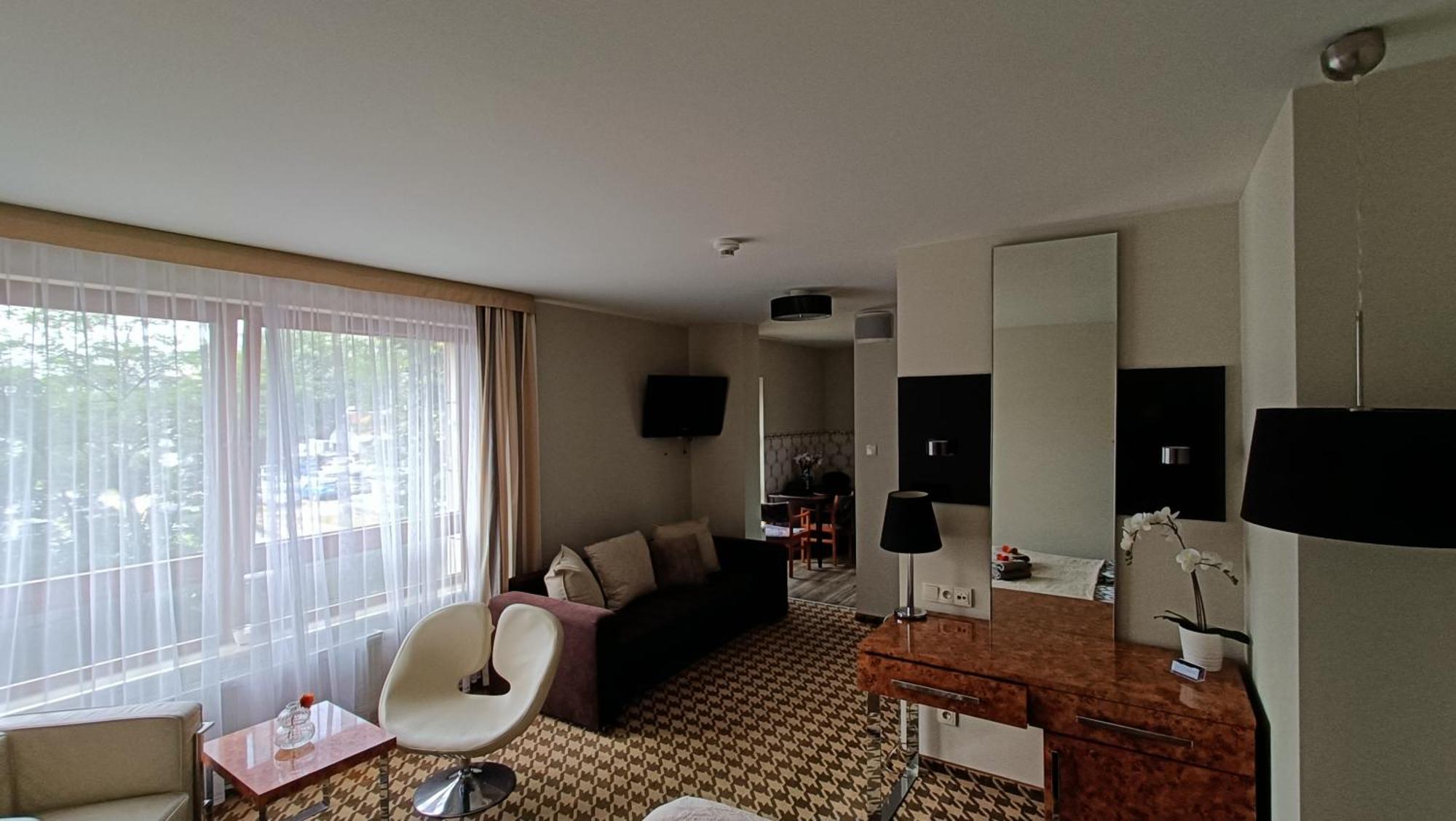 Apartment 117 W 5 Gwiazdkowym Royal Tulip 200 M Do Plazy Dobruk Kolobrzeg